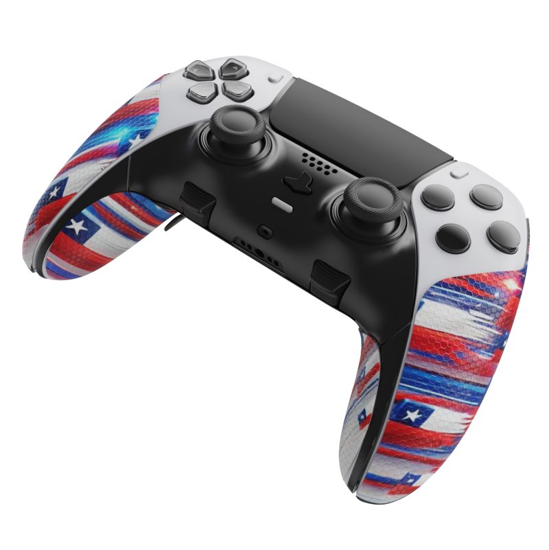 Vista angular de la funda protectora Chile StrikeX para mando DualSense Edge PS5, mostrando el diseño antideslizante y ergonómico.